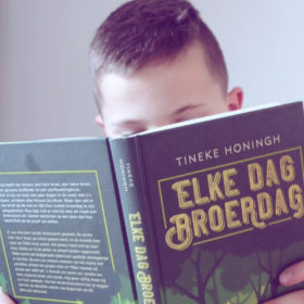 Elke dag broerdag | boekwijzer