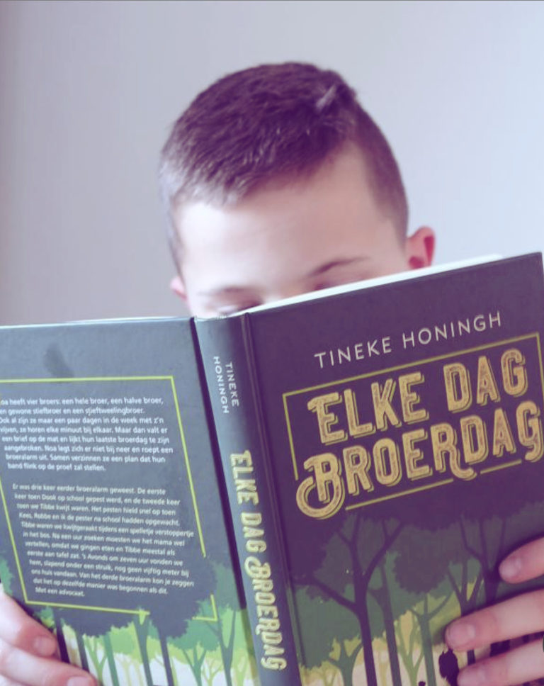 Elke dag broerdag | boekwijzer