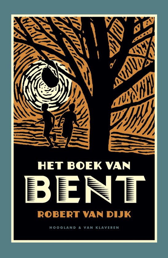 Alles weet ik nog. Maar ik wil het allemaal niet meer weten, want het doet pijn, al dat weten.
In de herfstvakantie keert Oets met zijn ouders voor het eerst terug naar het vakantiehuis waar drie jaar eerder zijn tweelingbroer Bent noodlottig om het leven kwam. Oets doet alsof hij zich niets van Bent herinnert, maar dat geheugenverlies is die week steeds moeilijker vol te houden. Dat komt niet in het minst door Venne, het oude vriendinnetje van Bent. Zij is een vondelinge en toont Oets een heel ander perspectief op eenzaamheid.
Robert van Dijk schreef een boek dat je onmogelijk weg kunt leggen als je het open hebt geslagen. Je móét weten hoe het Oets zal vergaan. Intens invoelend beschrijft hij hoe het immense verdriet het gezin treft. Over de onzichtbare scherven waar Oets elke dag overheen moet lopen, over hoe iedereen anders rouwt, over de wonderen van vriendschap en ook over liefde. Het slot is zo mooi dat de tranen over mijn wangen liepen, en dat was niet de eerste keer in het verhaal.
Het boek van Bent is een onvergetelijk en diep ontroerend boek.