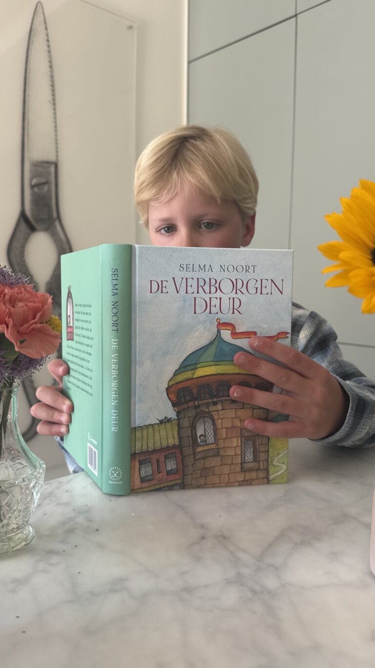 De verborgen deur | boekwijzer