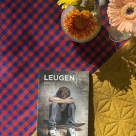Leugen | boekwijzer